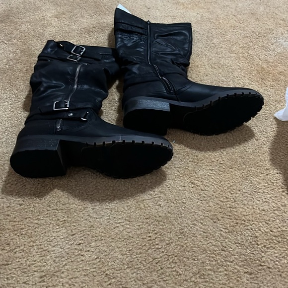 Black wide calf boots - Picture 2 of 6